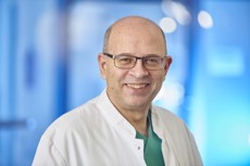 Herr Prof. (EUC Frankfurt) Dr. med. Koulouris, Spyridon