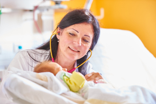 Vanda Zámecnik behandelt sowohl Früh- und Neugeborene als auch Kinder und Jugendliche im Marien Hospital Papenburg Aschendorf. Außerdem ist sie ab dem 10. August als Kinderärztin im MVZ Papenburg tätig.  