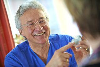 Prof. Dr. Christian Wende, Chefarzt der Kardiologie am Marien Hospital Papenburg Aschendorf, hat auch in diesem Jahr wieder erfahrene Referenten zu einem Vortragsabend anlässlich des Welt Hypertonie Tages 2018 eingeladen. 