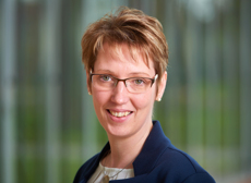 Frau Hinrichs, Daniela