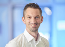 Herr Senft, Dirk