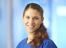 Frau Wahmes, Annika